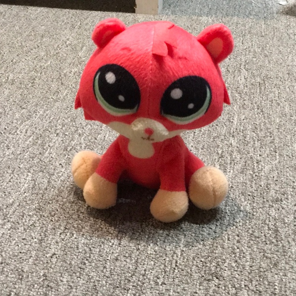 Littlest pet shop stuffed animal